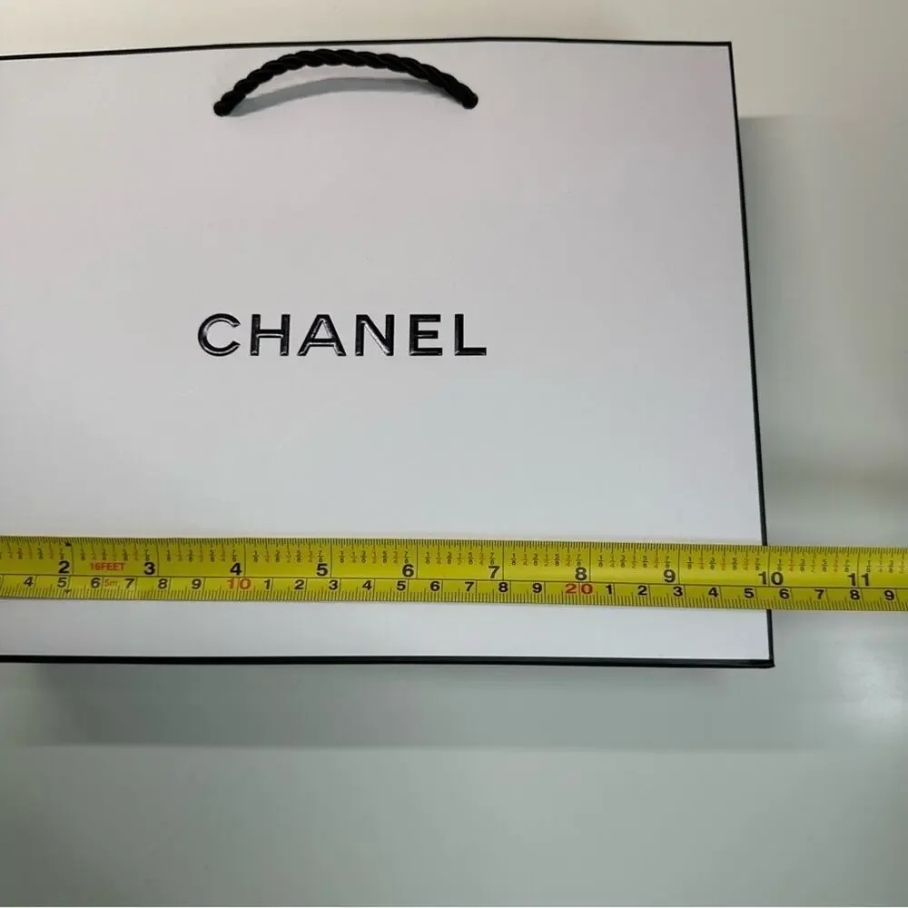 Chanel | Gift Bag | White/Black | W10 x H7.75 x D3 Inch